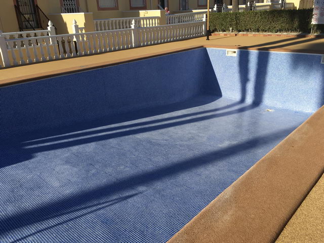 pool repairs 1
